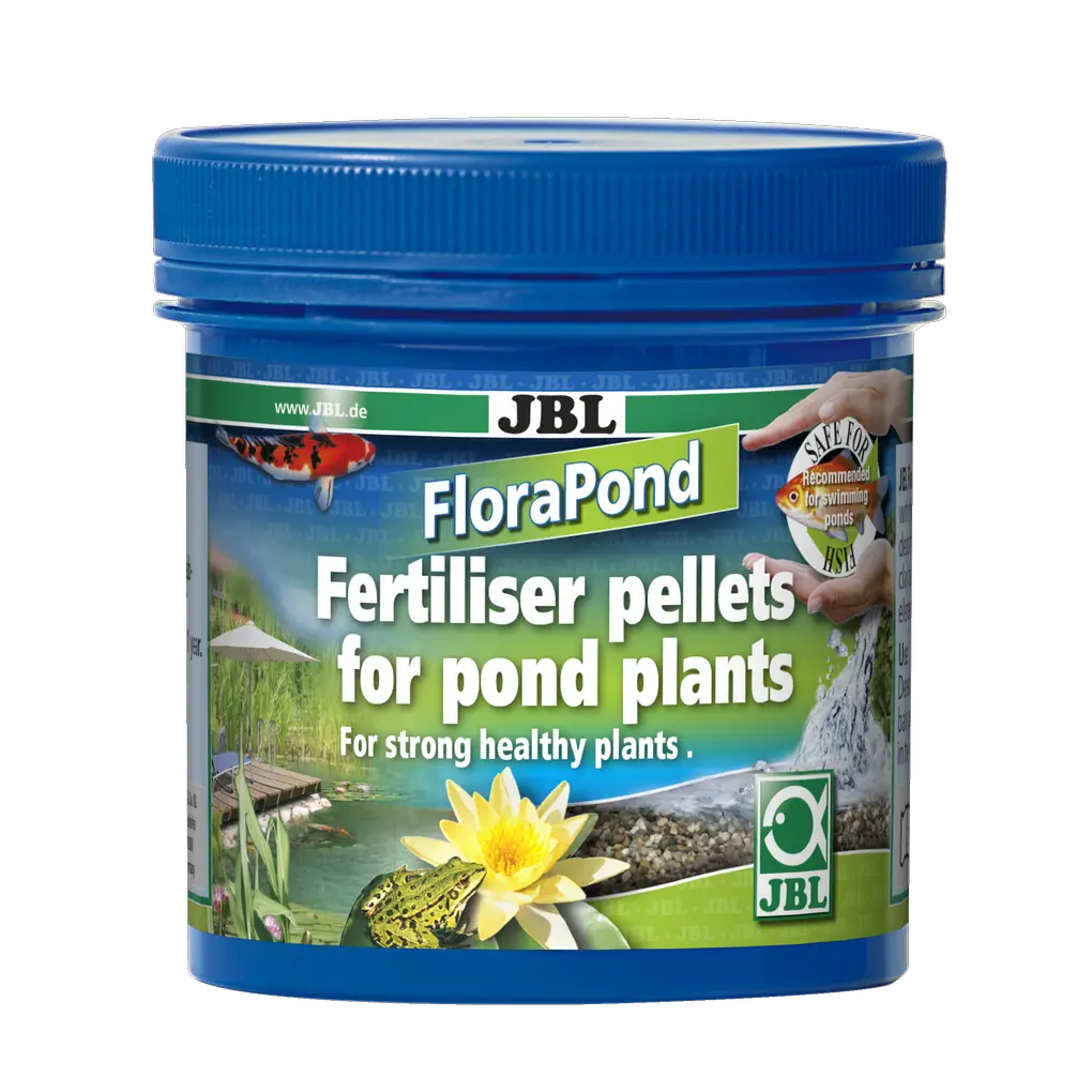 Basic care for plants in garden ponds: clay fertiliser balls containing essential nutrients and trace elements for water lilies and marsh plants.